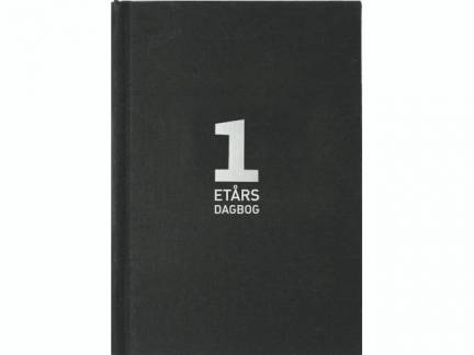1-års dagbog A5 tekstilpræg sort 15x21cm 3656 00