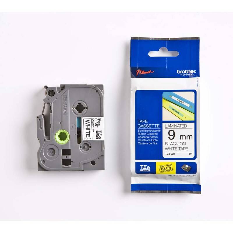 Labeltape Brother TZe-221 9mmx8m sort p&aring; hvid lamineret