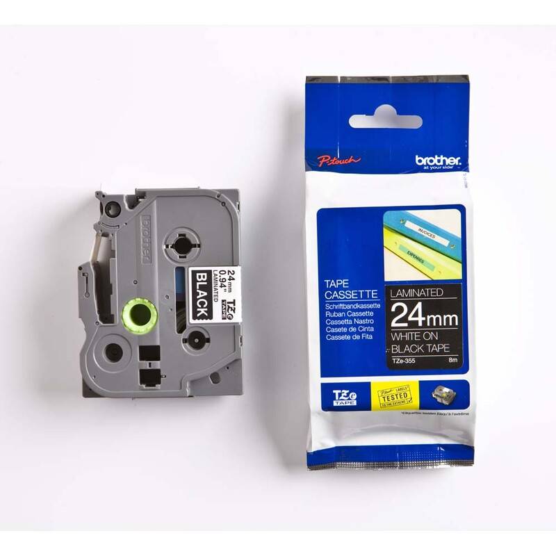 Labeltape Brother TZe-355 24mmx8m hvid p&aring; sort lamineret