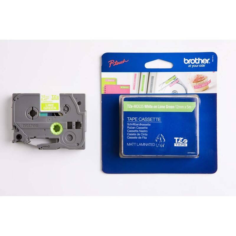 Labeltape Brother TZe-MQG35 12mmx8m hvid p&aring; limegr&oslash;n