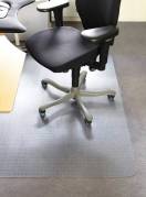 Stoleunderlag 90x120cm m/pigge m/skrå kant 3,8mm