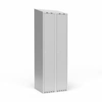 Garderobeskab 2x300 mm m/skr&aring;t tag, 1 rum i h&oslash;jden og lys gr&aring; d&oslash;r m/cylinderl&aring;s
