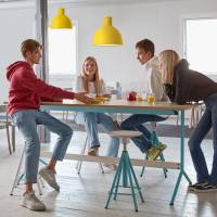 Bord Atlas 1134, 1800x900mm, højde 720, eg højtrykslaminat, grønt stel