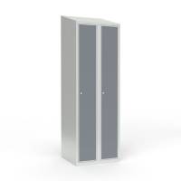 Skoleskab 2x300 Skr&aring;t tag 1 rum i h&oslash;jden Lys gr&aring; laminatd&oslash;r Cylinderl&aring;s