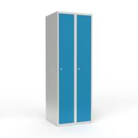 Skoleskab 2x300 Lige tag 1 rum i h&oslash;jden Lys bl&aring;  st&aring;ld&oslash;r Cylinderl&aring;s