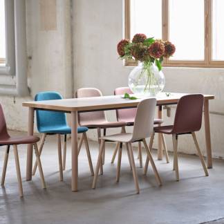 Stol Add 5901 Wood Hel betrukket i beige tekstil, tr&aelig;ben